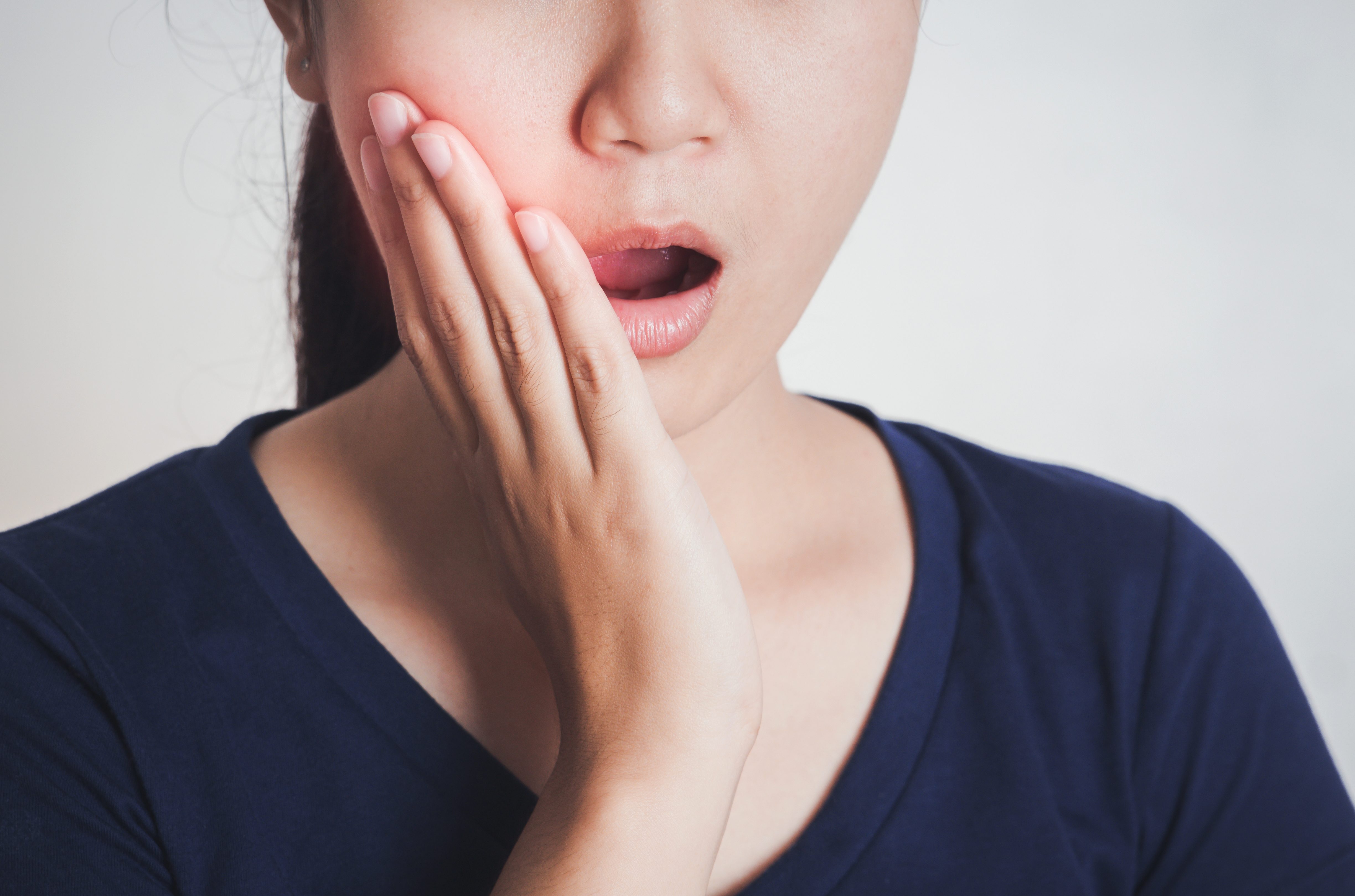 14 Ways to Ease Jaw Pain