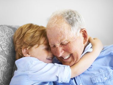 8 Amazing Ways Being a Grandparent Does Wonders for Your Health