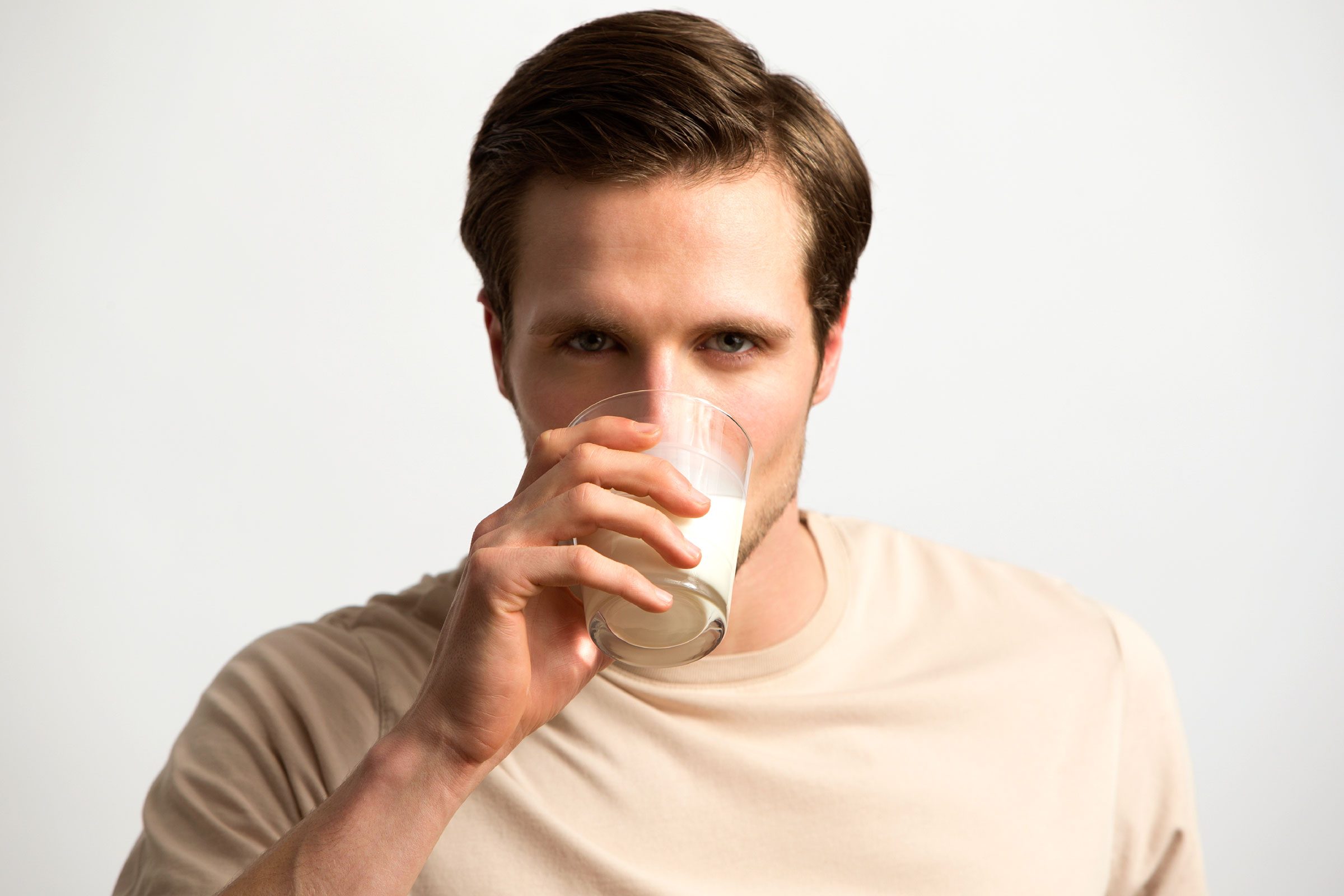7 Lactose Intolerance Symptoms You Shouldn't Ignore