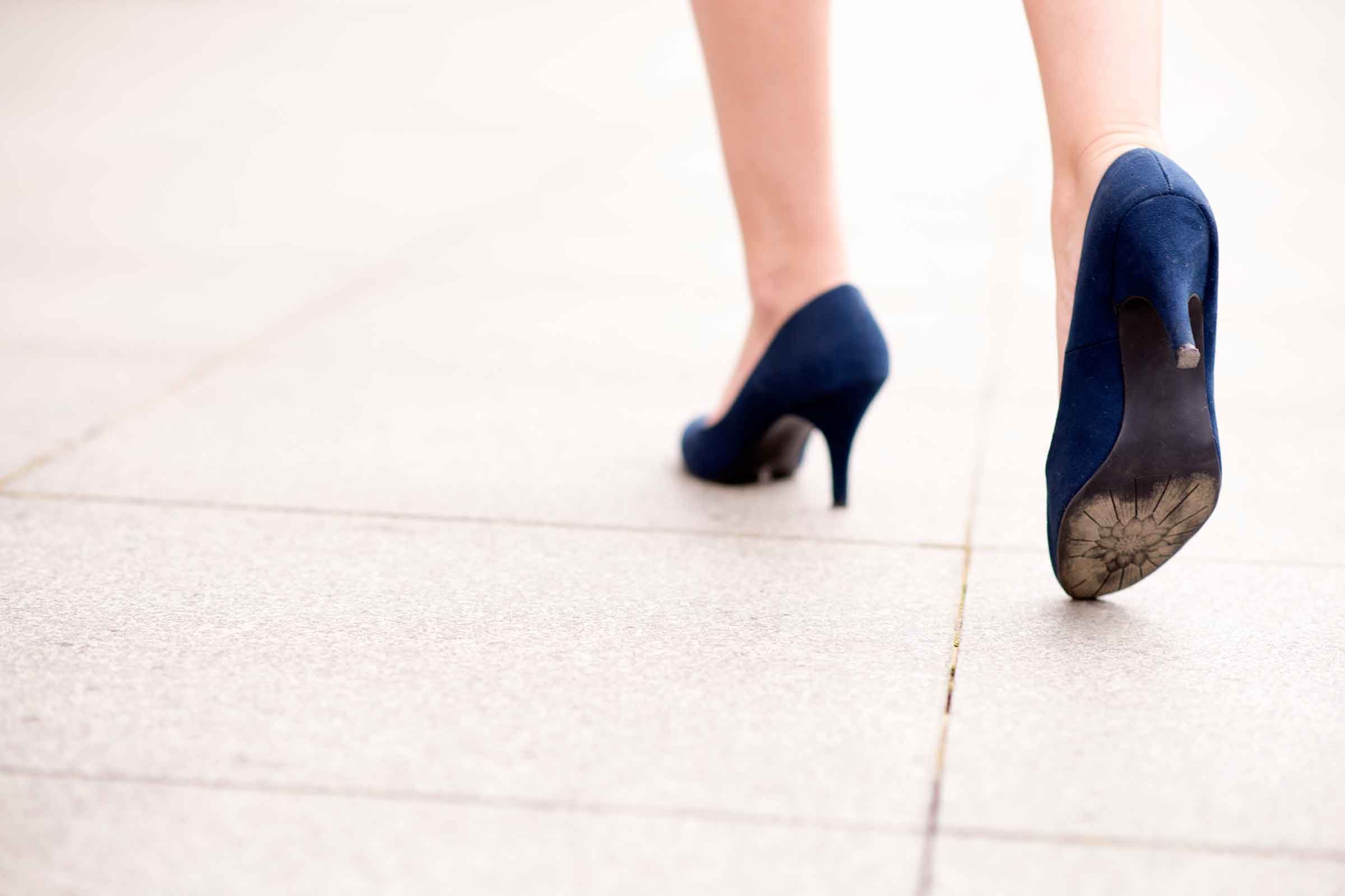 How Wearing High Heels Causes Pain The Healthy