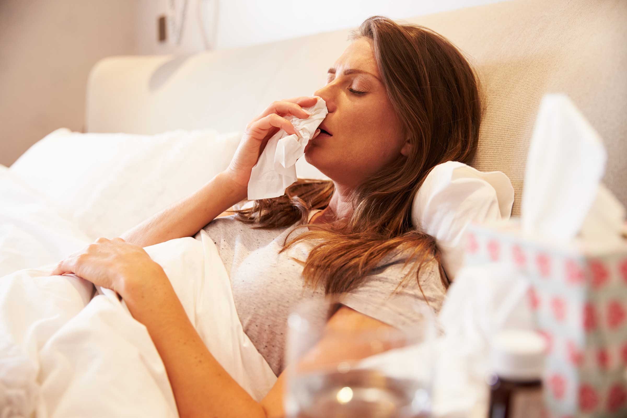 7 Signs Your Upper Respiratory Infection Is Actually Pneumonia