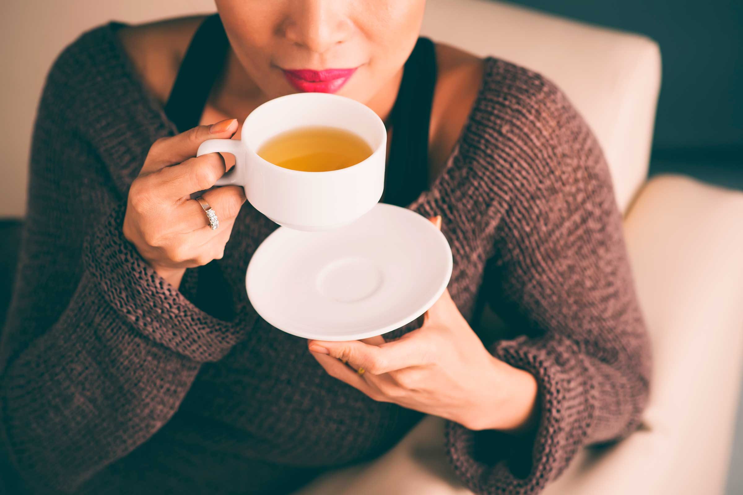 11 Things That Might Happen to Your Body if You Switch From Coffee to Tea