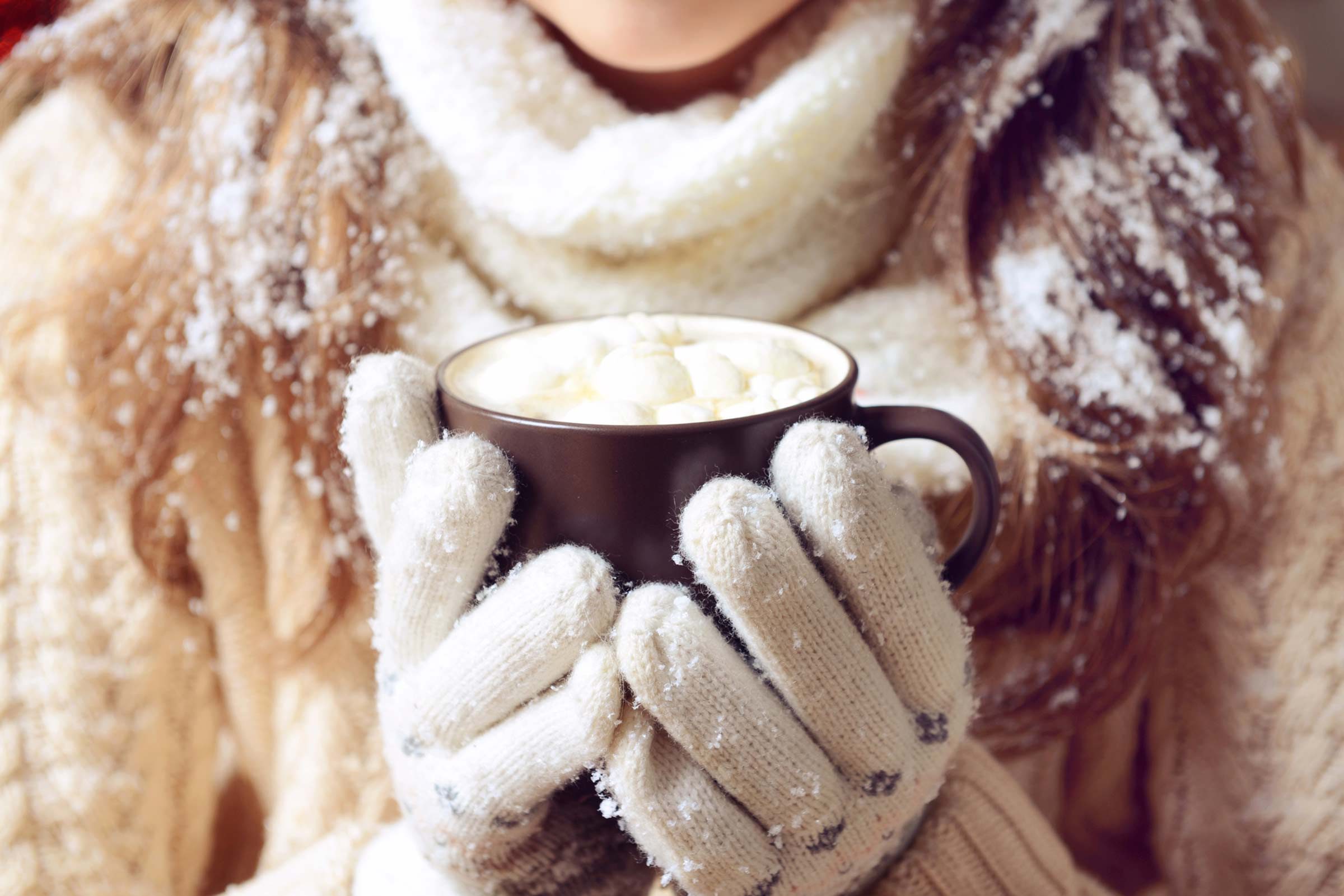 9 Tips to Keep Your Hands Soft This Winter