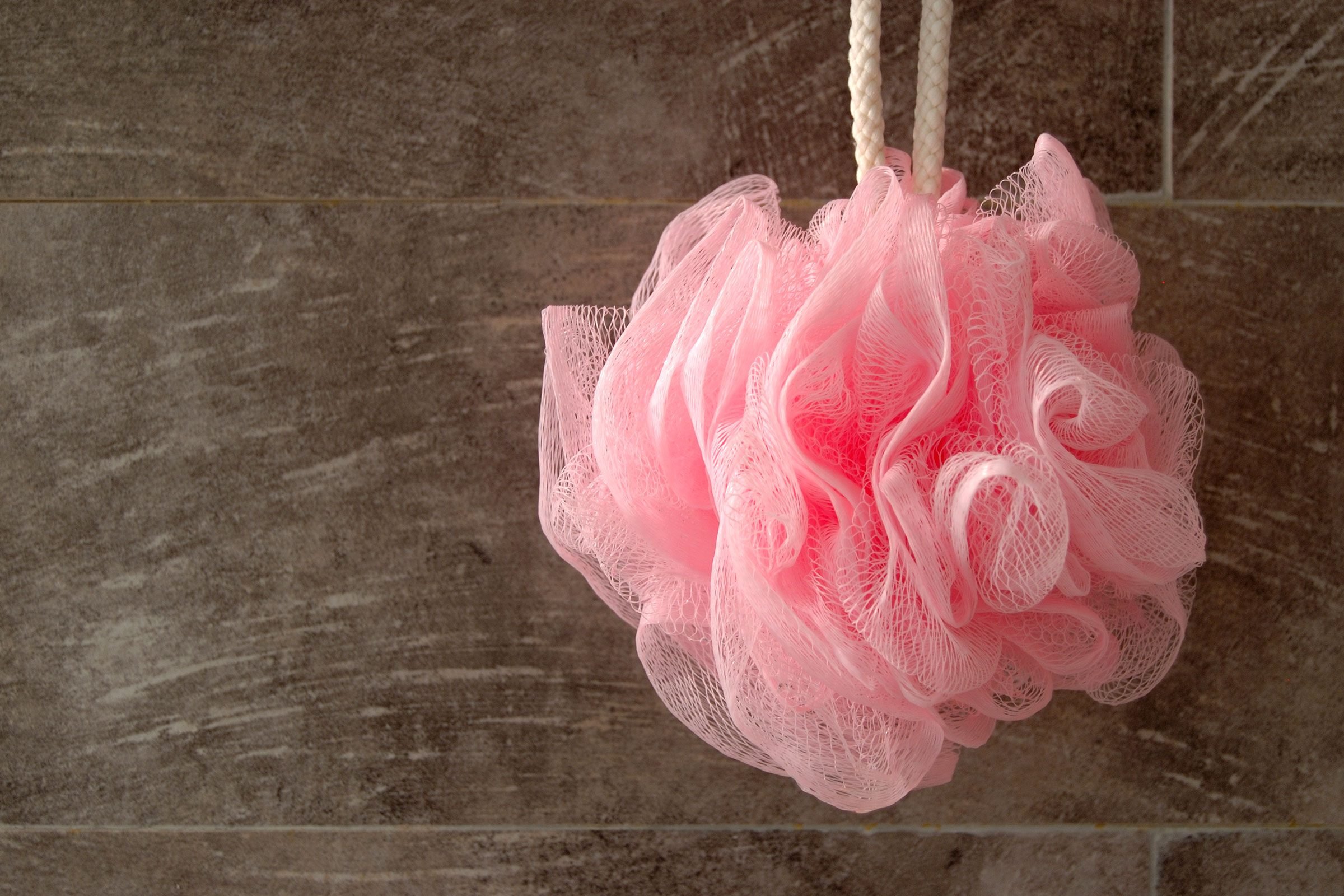 Exactly How Gross Is It to Share a Loofah?