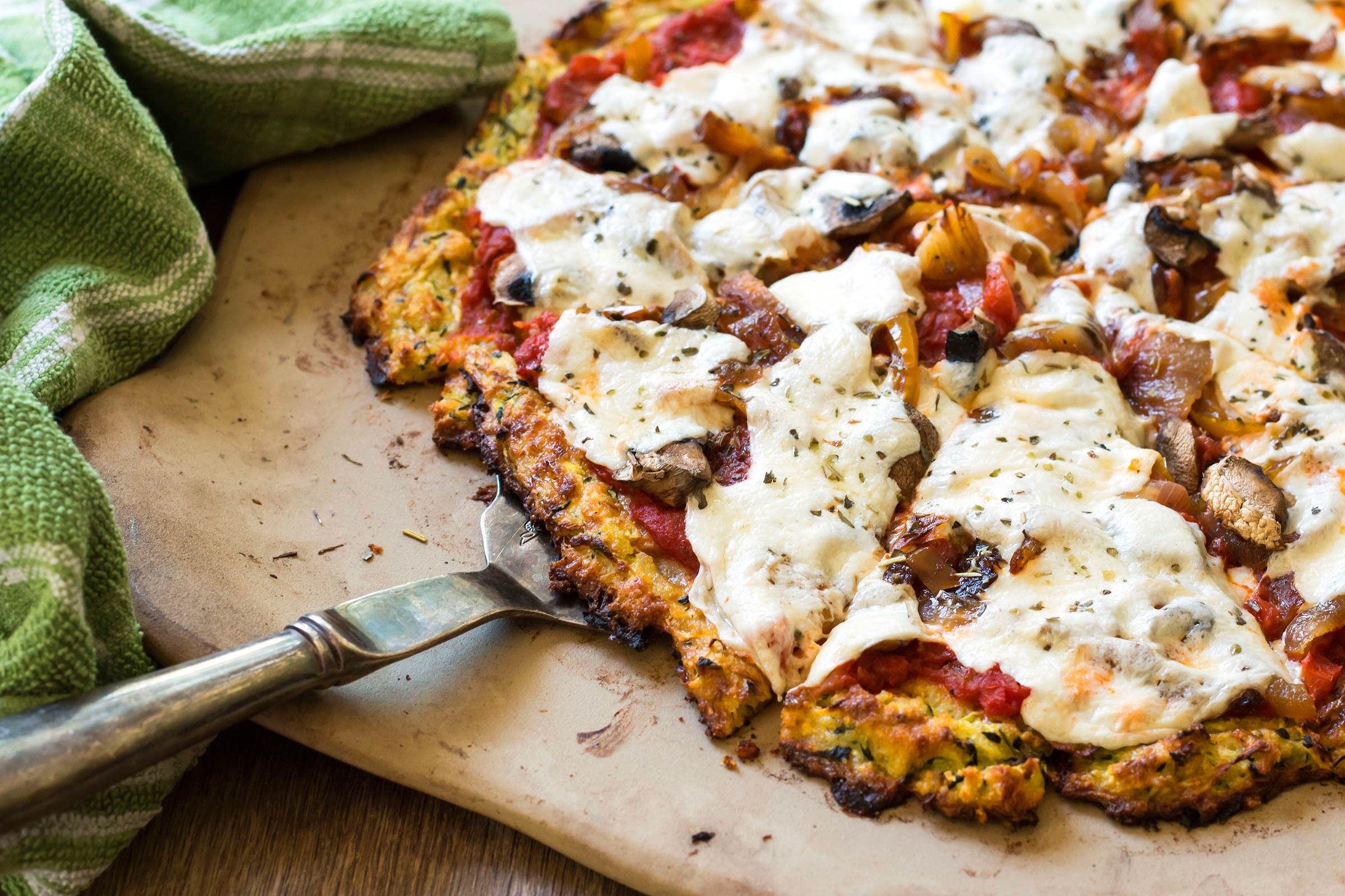 Healthy Pizza Crust Recipes that Won't Kill Your Diet | The Healthy