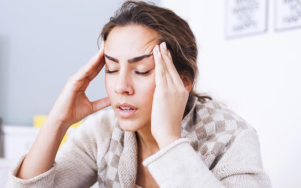 15 Signs Your Headache Could Be Something More Serious