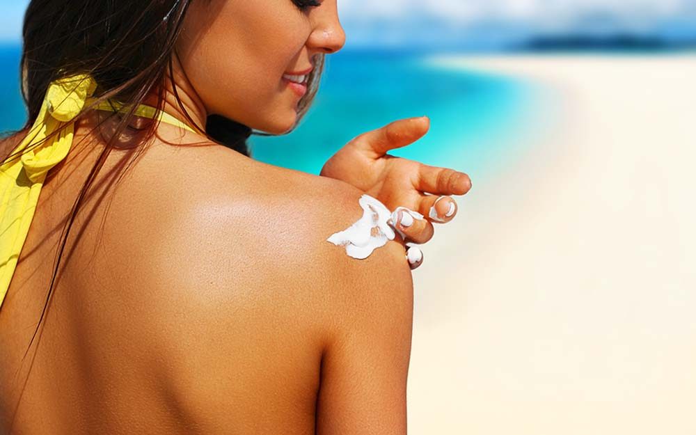 The 6 Biggest Sunscreen Mistakes We're All Making