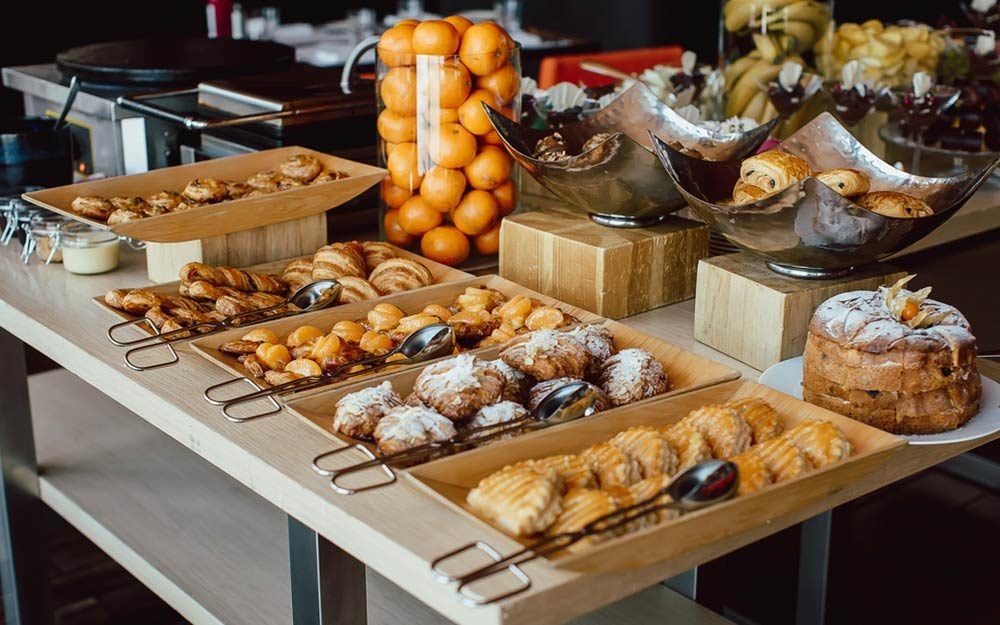 This Is the Only Thing You Should Be Eating at Your Hotel's Continental Breakfast
