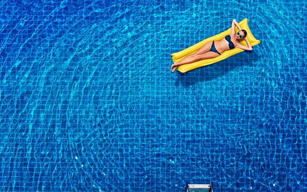 Here's Why Taking a Shorter Vacation Is Actually Better for You, According to Psychologists