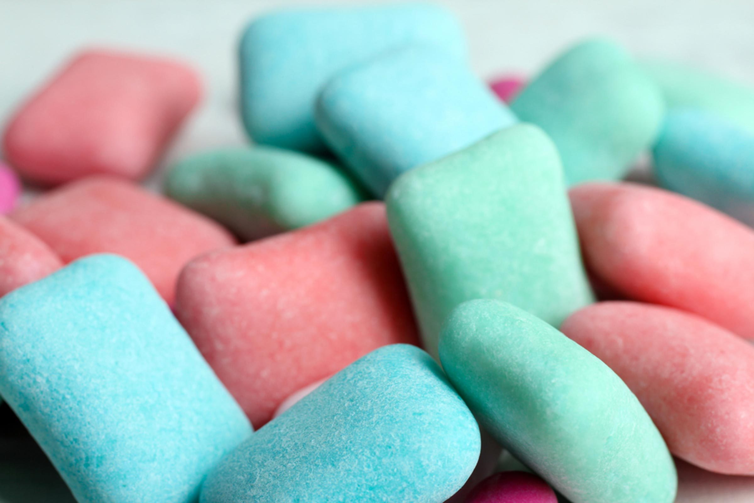 9 Surprising Benefits of Chewing Gum