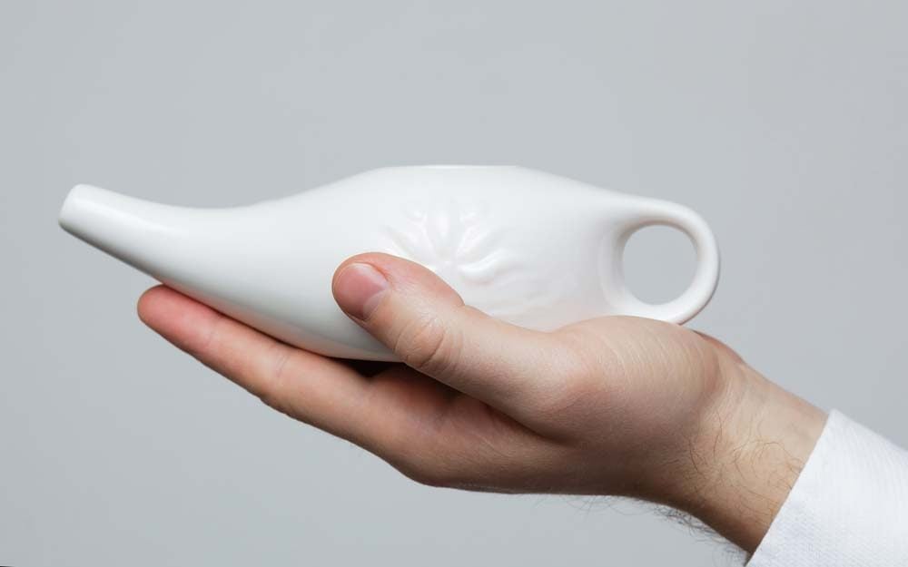 7 Safety Tips You Need to Know Before You Use a Neti Pot