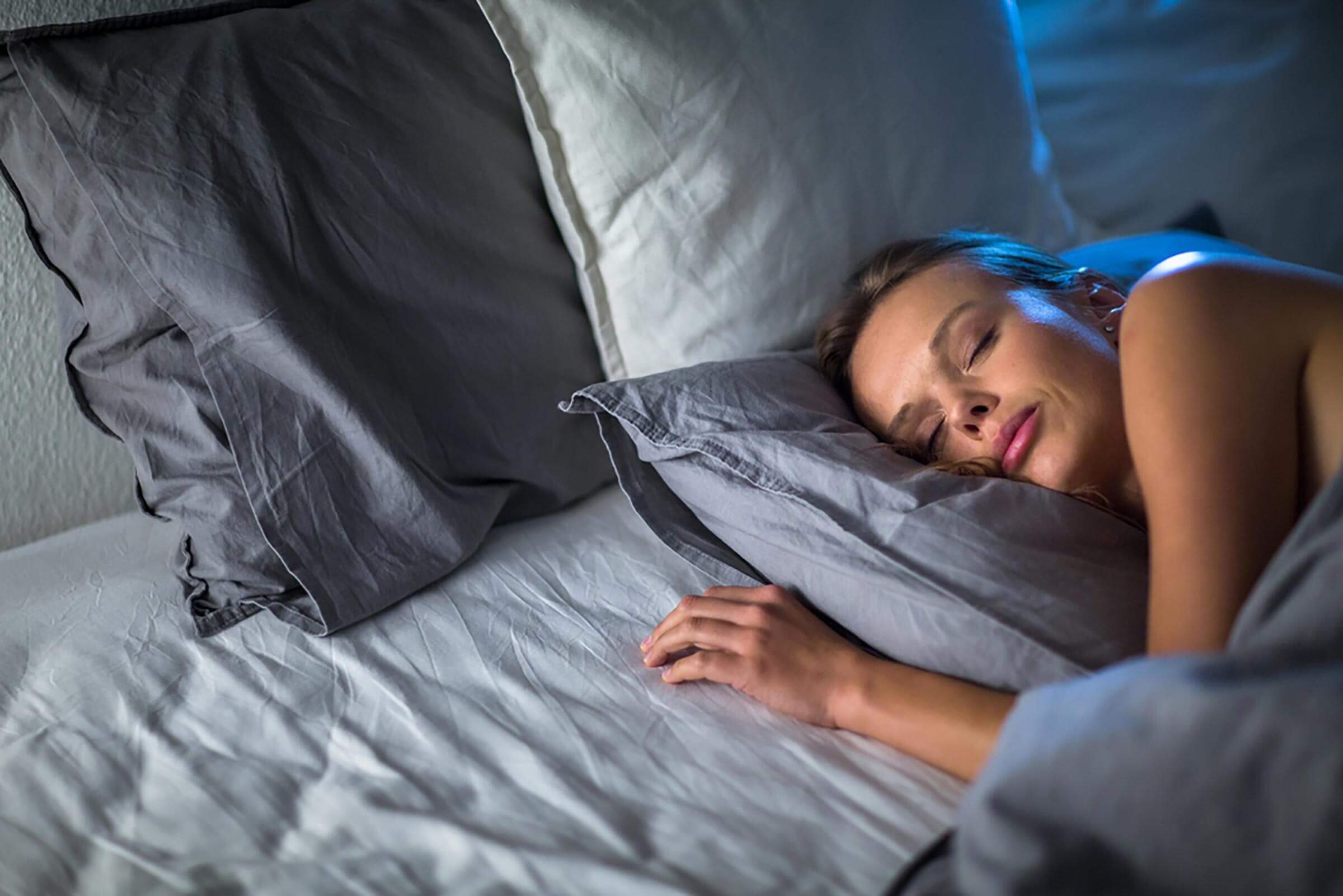 8 Simple Ways You Can Get Smarter While You Sleep