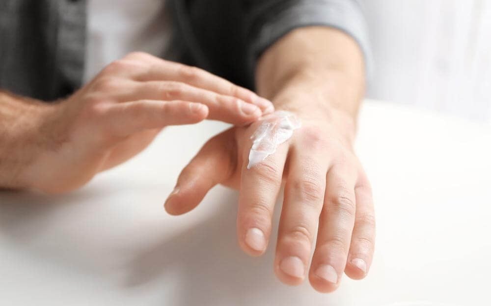 10 Things Dermatologists Refuse to Use on Their Hands