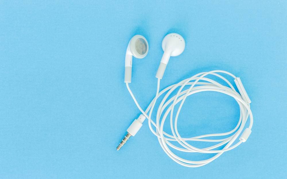Here's Why You Should Never, Ever Share Earbuds with Anyone