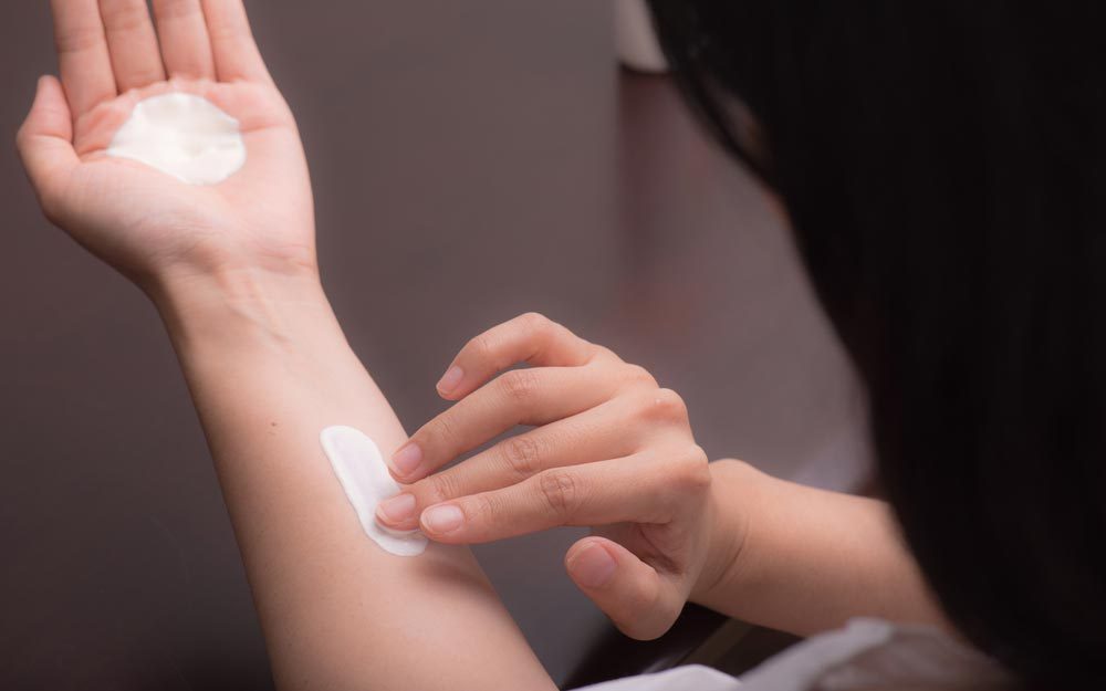 The Best Skin-Care Routine for Eczema, According to Top Dermatologists