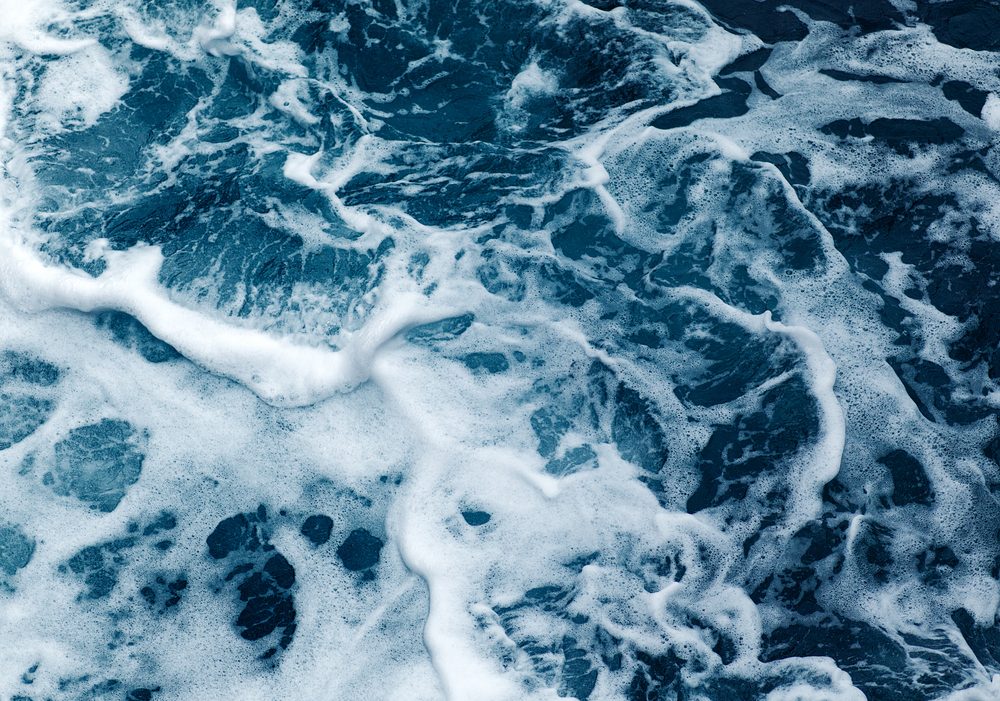 11 Silent but Deadly Signs Someone’s About to Drown