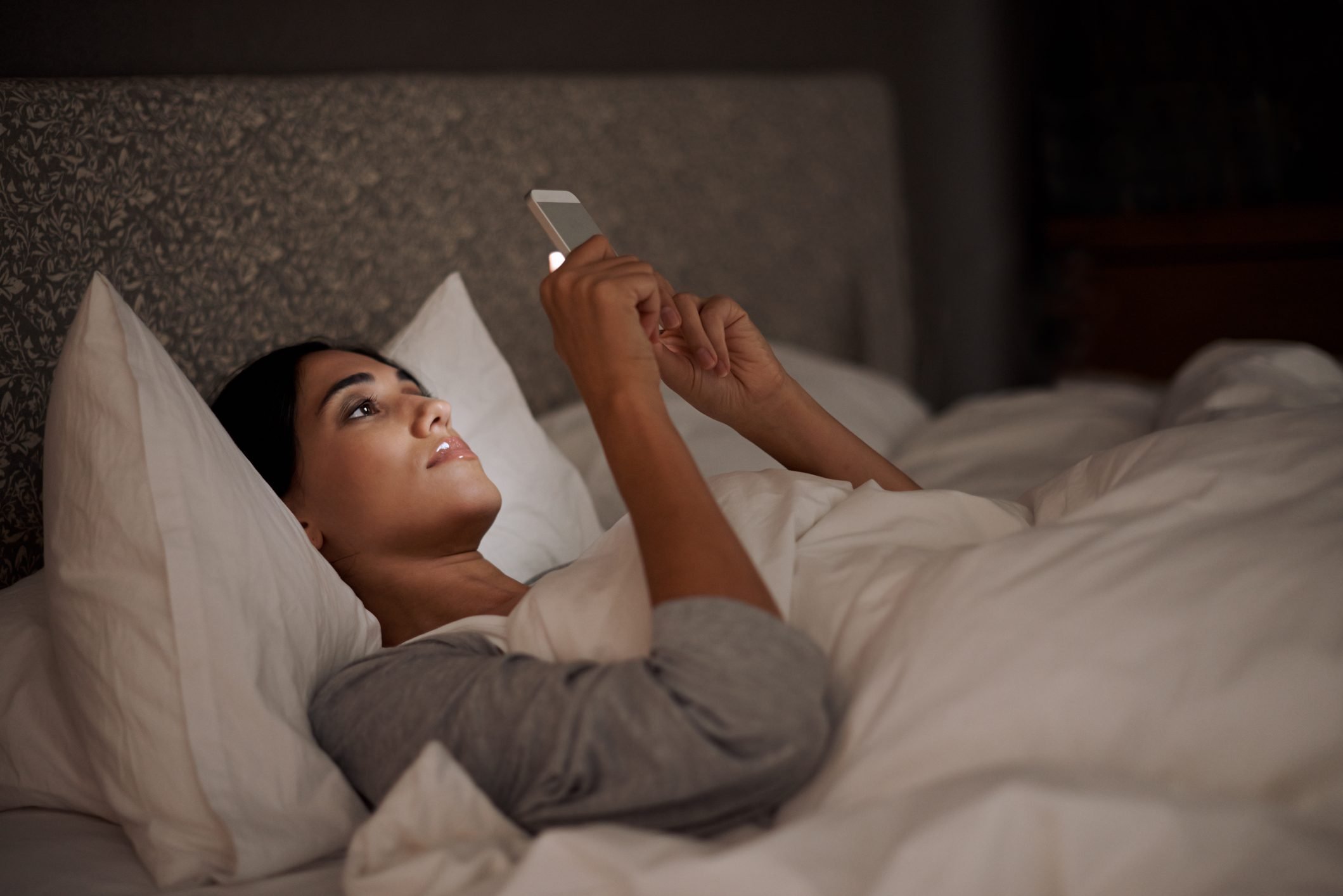 Here’s How to Fall Back Asleep After Waking Up in the Middle of the Night