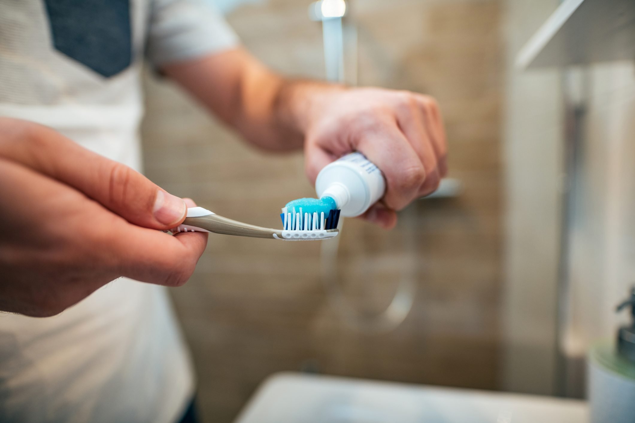 12 Common Teeth-Cleaning Mistakes That Make Dentists Cringe