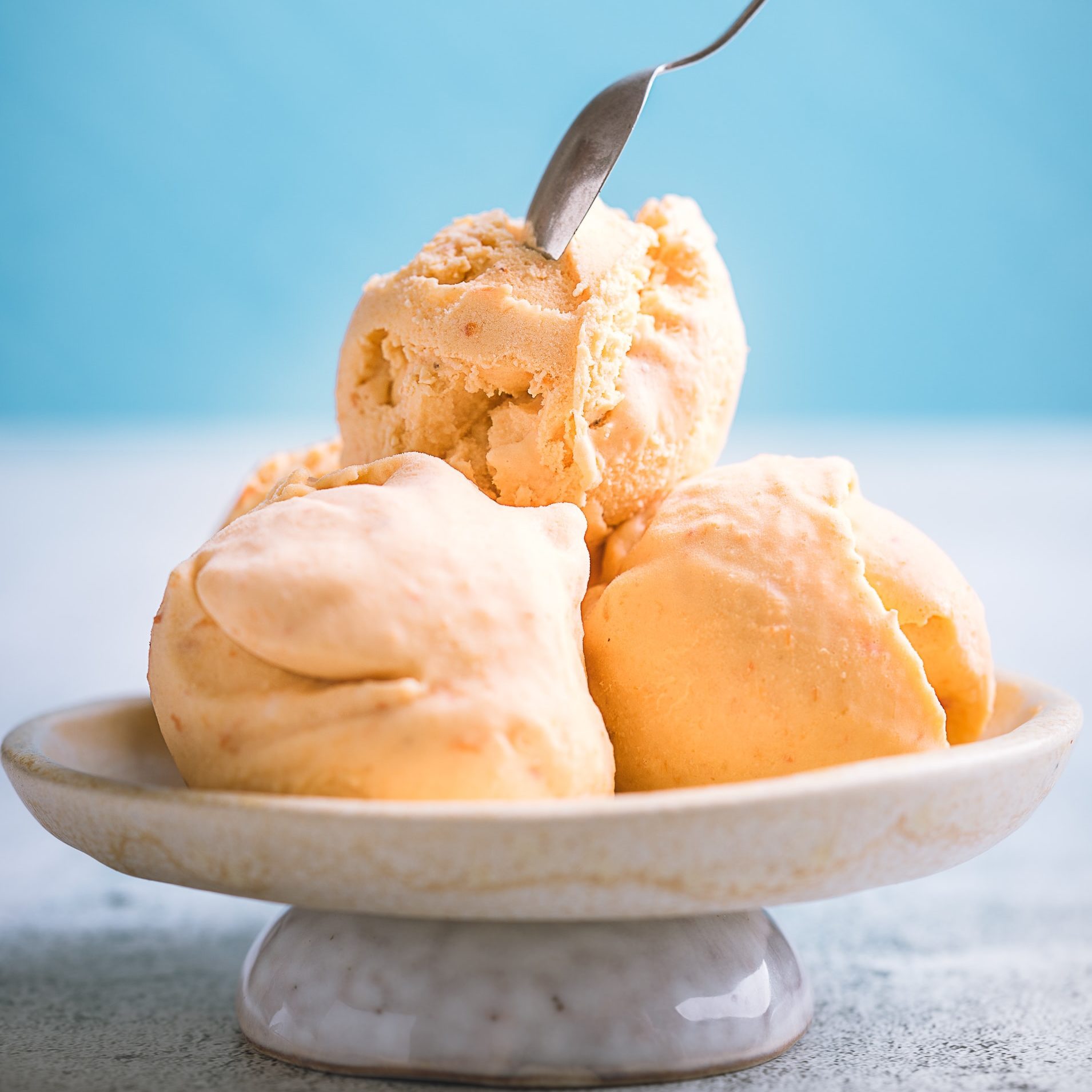 Boozy Ice Cream: What Nutritionists Need You to Know