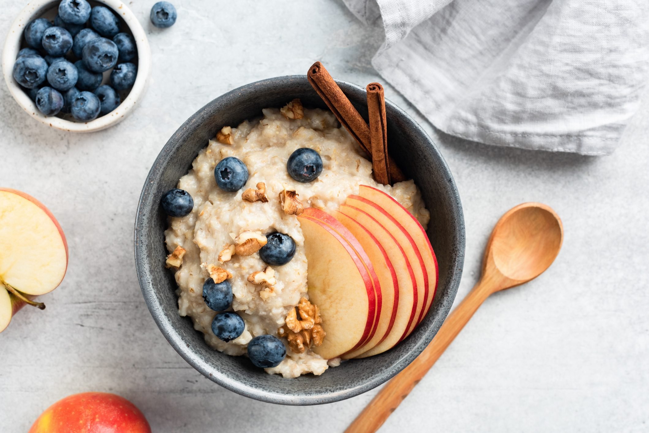 5 Benefits of Eating Oatmeal for Breakfast
