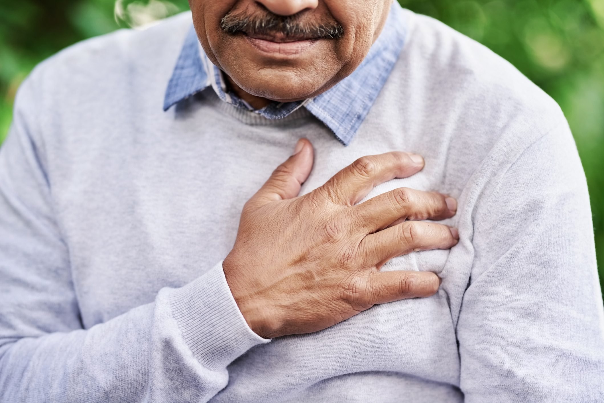8 Chest Pains You Might Mistake for a Heart Attack