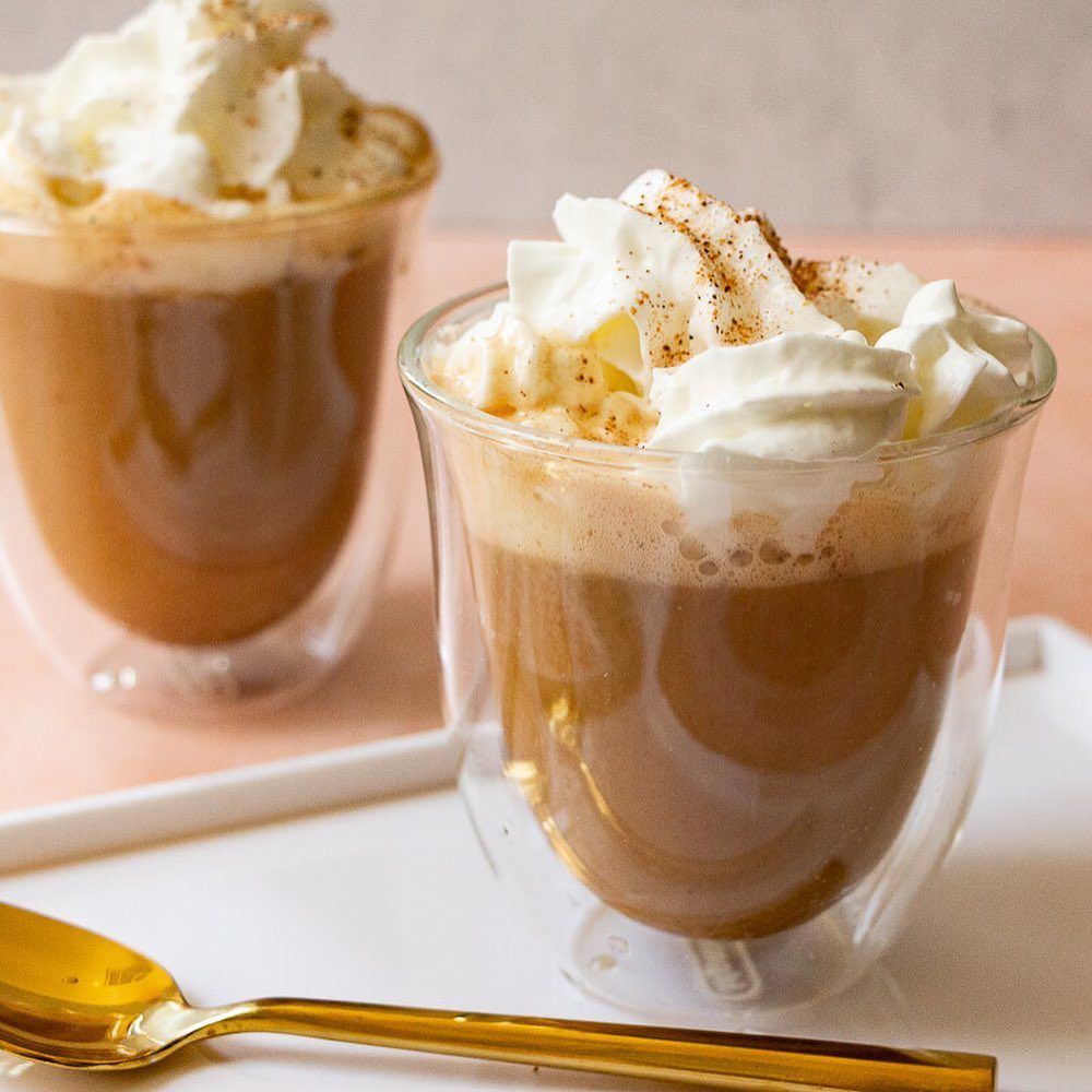 An Easy Nutritionist-Recommended Pumpkin Spice Latte Recipe