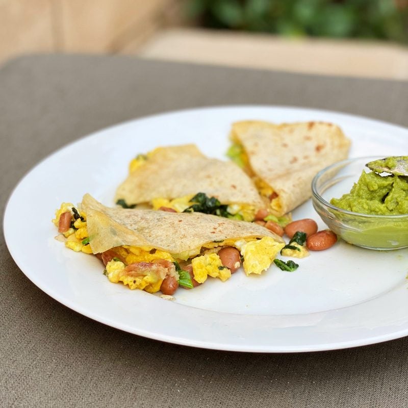 How to Make a Healthy Breakfast Quesadilla, According to Registered Dietitians