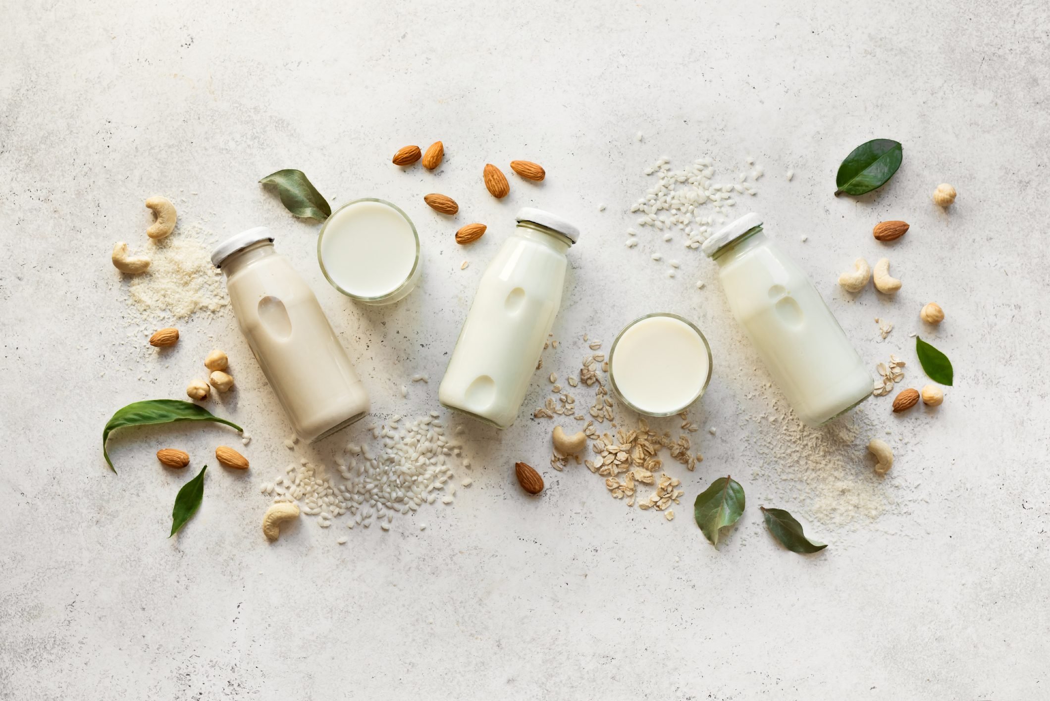 Cashew Milk vs. Almond Milk: What's the Difference?