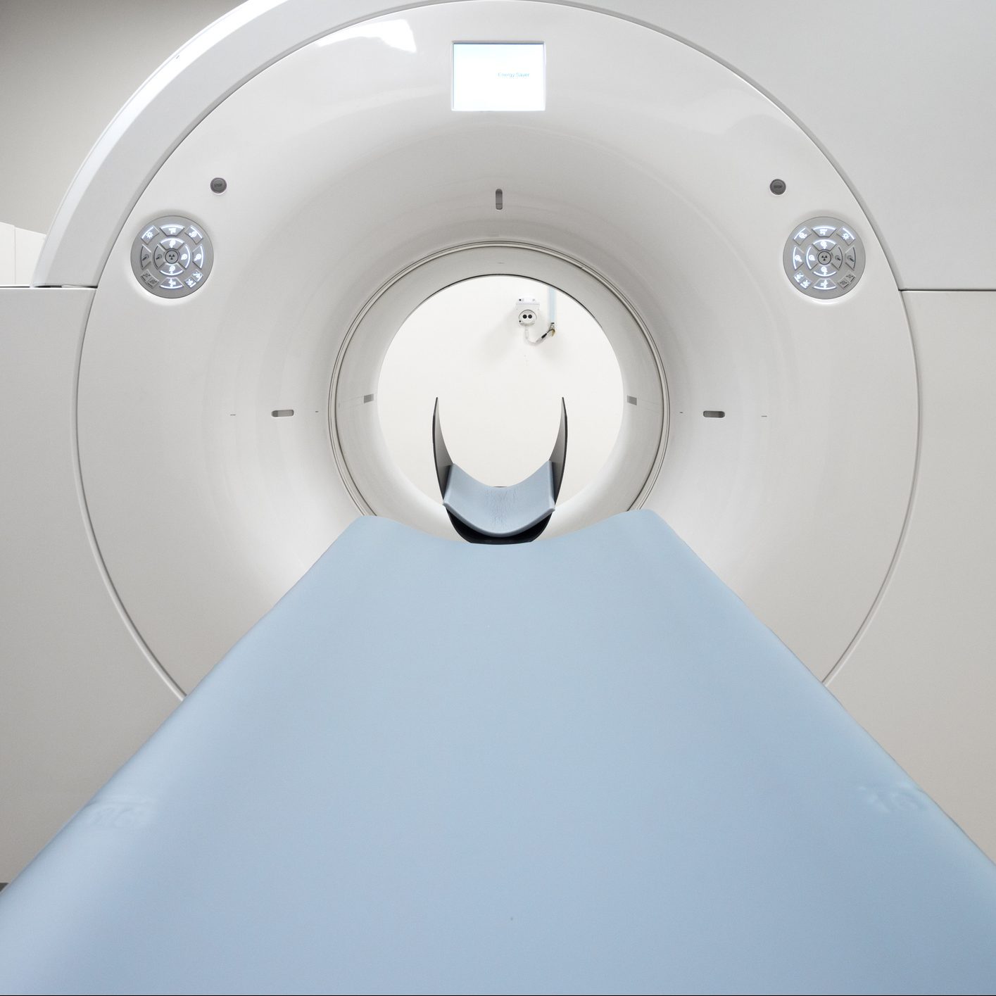 What's the Difference Between a CT Scan vs. MRI?