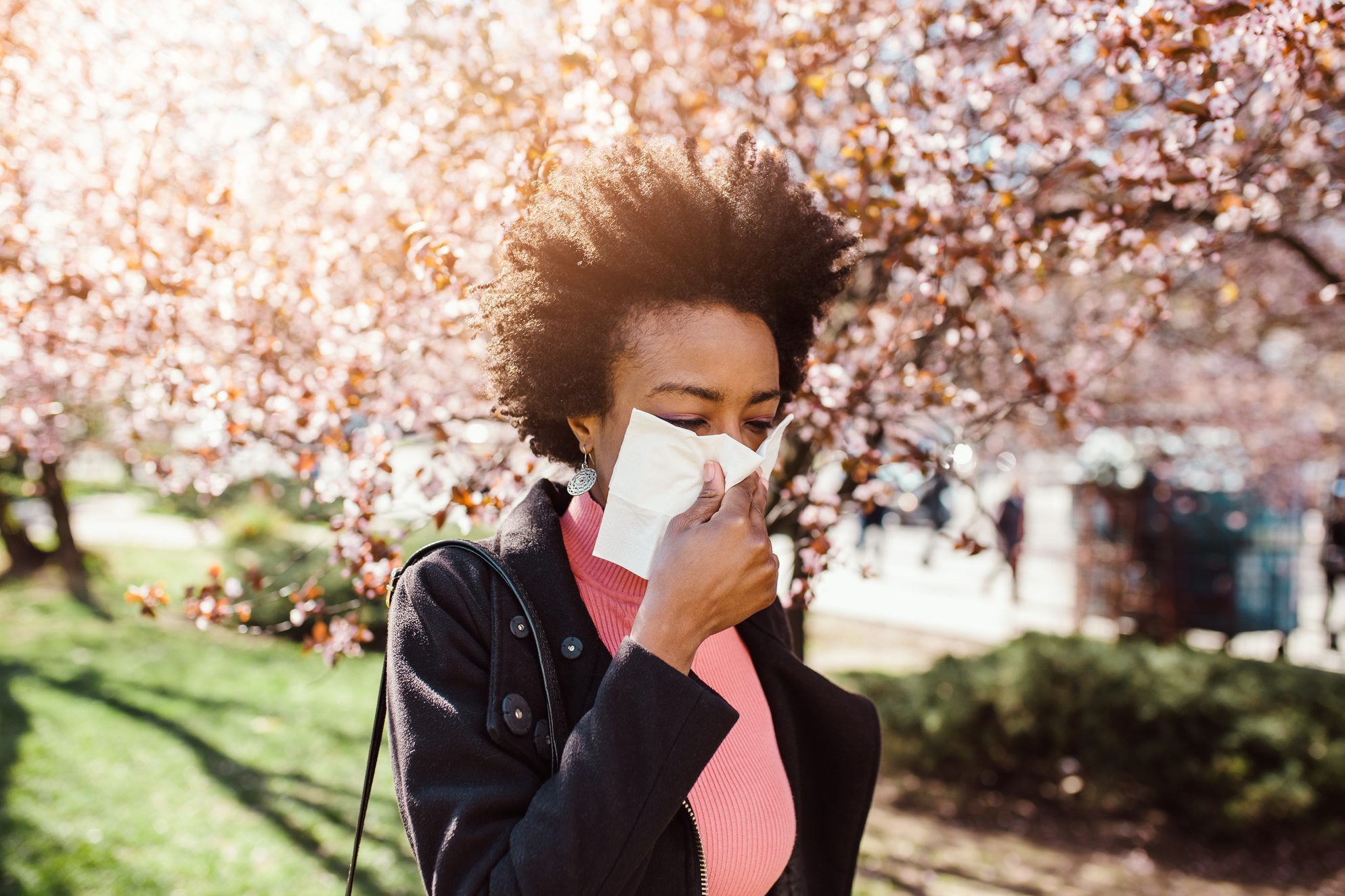 Can Allergies Make You Cough? Here's What a Doctor Says